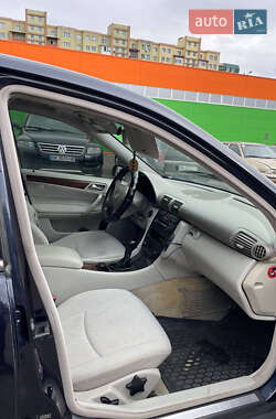 Седан Mercedes-Benz C-Class 2001 в 