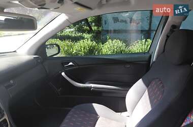 Купе Mercedes-Benz C-Class 2003 в 