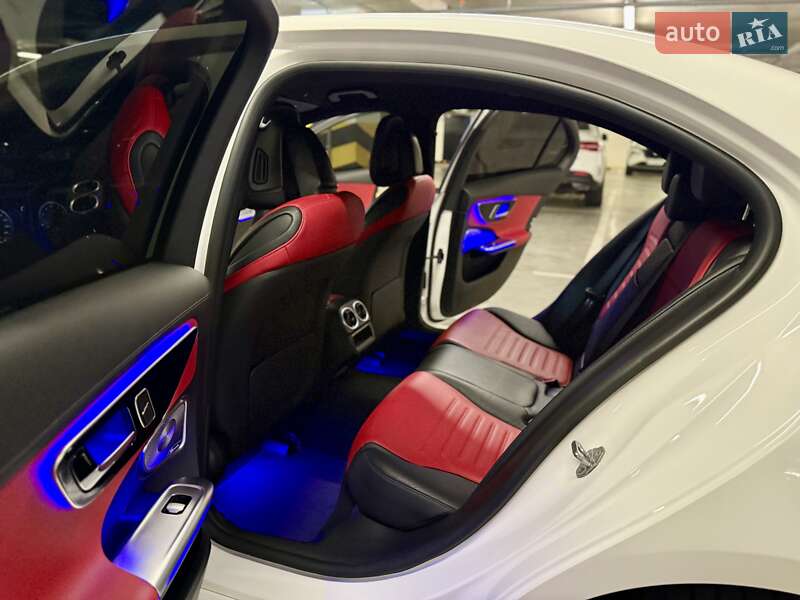 Седан Mercedes-Benz C-Class 2021 в Киеве