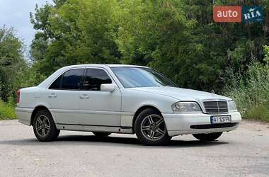 Седан Mercedes-Benz C-Class 1993 в Фастові