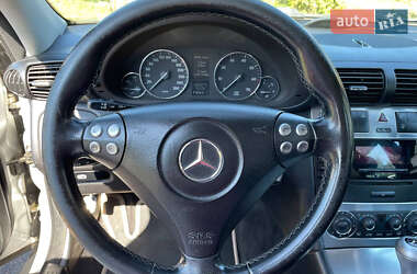 Універсал Mercedes-Benz C-Class 2004 в 