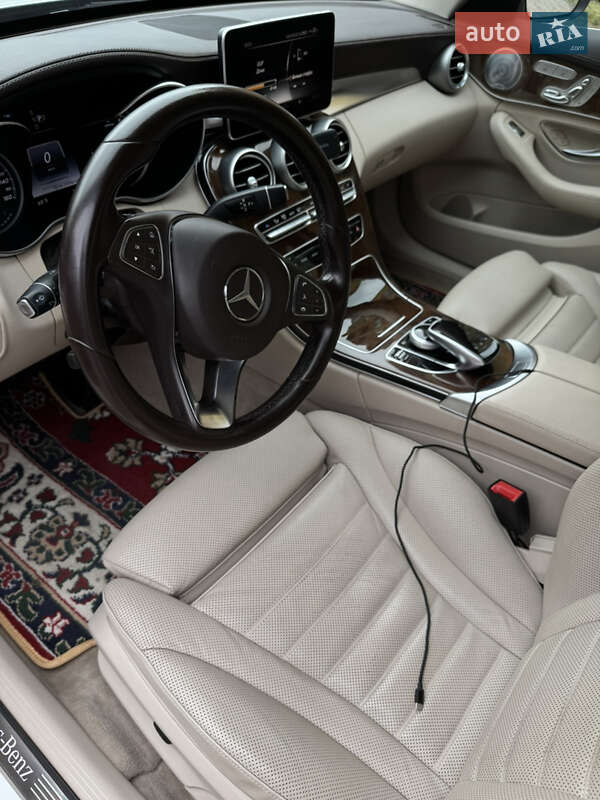 Седан Mercedes-Benz C-Class 2014 в Тернополе