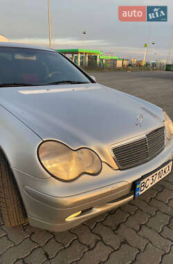 Седан Mercedes-Benz C-Class 2002 в 