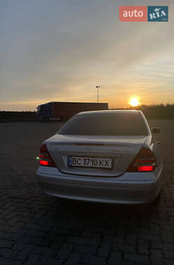 Седан Mercedes-Benz C-Class 2002 в 