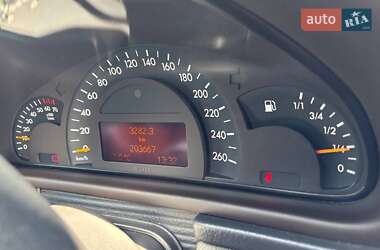 Седан Mercedes-Benz C-Class 2003 в 