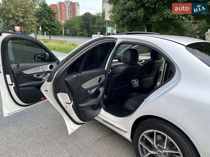 Седан Mercedes-Benz C-Class 2014 в Києві