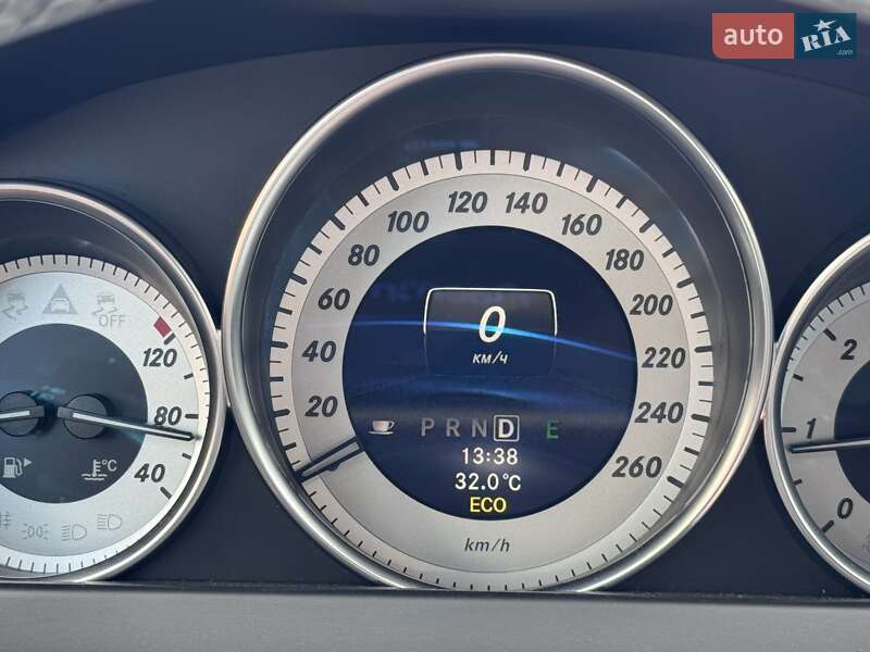 Універсал Mercedes-Benz C-Class 2012 в Стрию