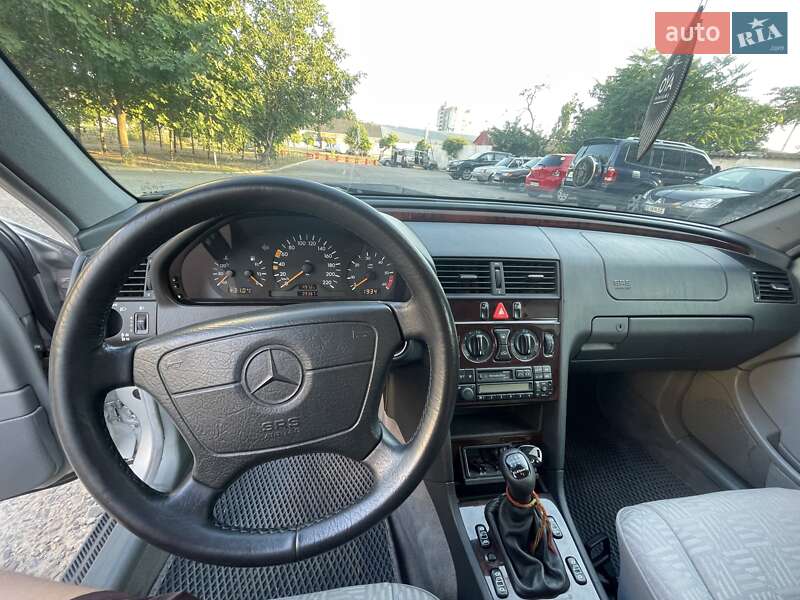 Седан Mercedes-Benz C-Class 1997 в Одесі
