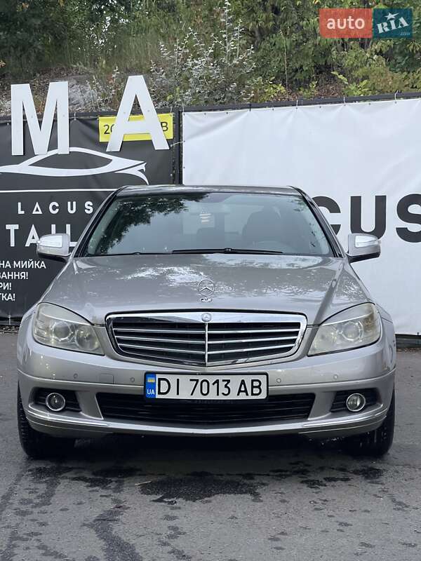 Mercedes-Benz C-Class 2008