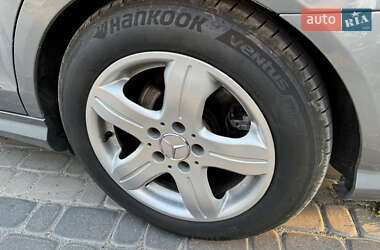 Седан Mercedes-Benz C-Class 2010 в 