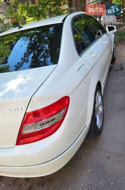 Седан Mercedes-Benz C-Class 2010 в 