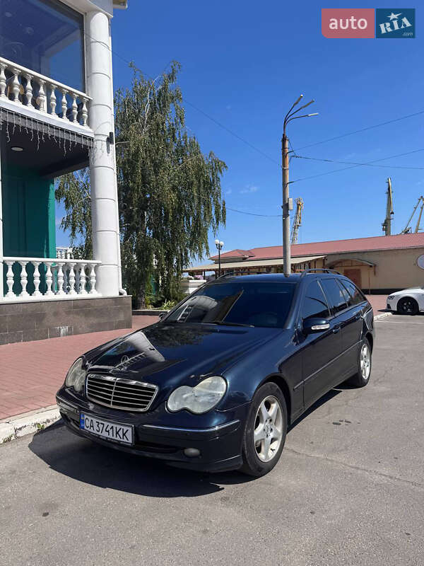 Универсал Mercedes-Benz C-Class 2002 в Черкассах