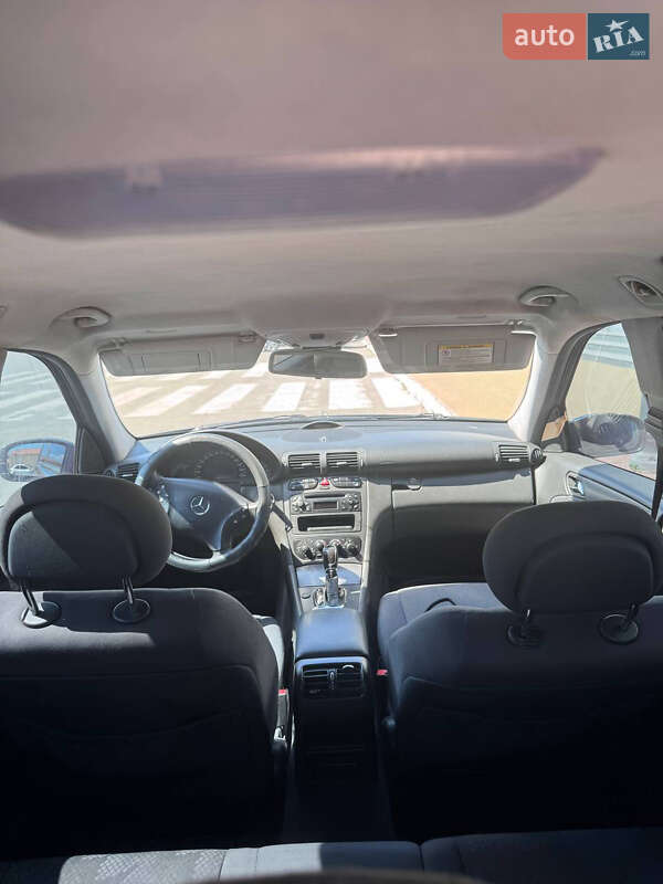 Универсал Mercedes-Benz C-Class 2002 в Черкассах
