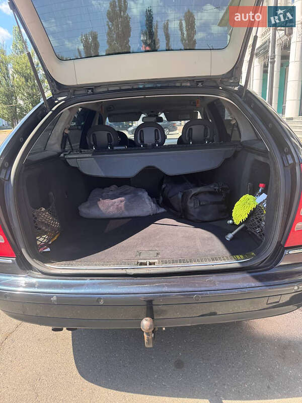Универсал Mercedes-Benz C-Class 2002 в Черкассах