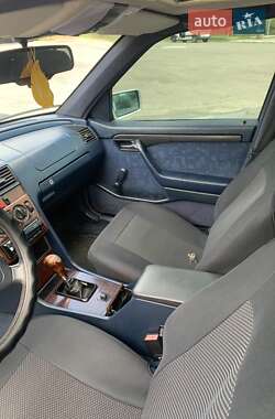 Седан Mercedes-Benz C-Class 1995 в 
