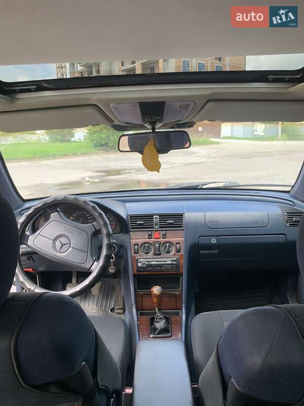 Седан Mercedes-Benz C-Class 1995 в Пустомытах