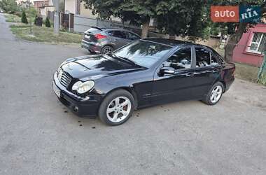 Седан Mercedes-Benz C-Class 2006 в Умани