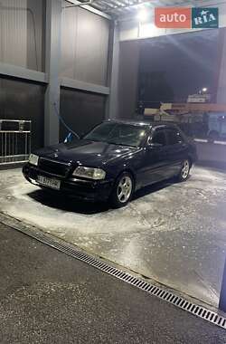 Седан Mercedes-Benz C-Class 1995 в 