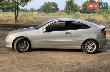 Купе Mercedes-Benz C-Class 2001 в 
