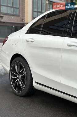 Седан Mercedes-Benz C-Class 2017 в 