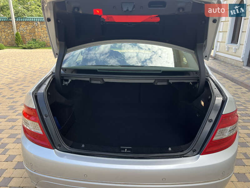 Седан Mercedes-Benz C-Class 2008 в Могилев-Подольске