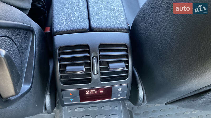 Седан Mercedes-Benz C-Class 2008 в Киеве