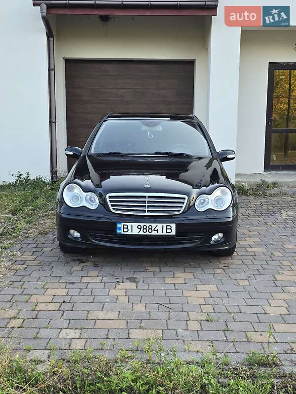 Седан Mercedes-Benz C-Class 2007 в Гадячі
