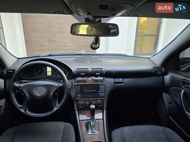 Седан Mercedes-Benz C-Class 2007 в Гадячі