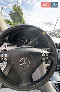 Купе Mercedes-Benz C-Class 2004 в 