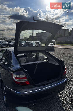 Купе Mercedes-Benz C-Class 2004 в 