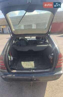 Универсал Mercedes-Benz C-Class 2002 в 