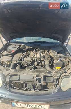 Универсал Mercedes-Benz C-Class 2002 в 