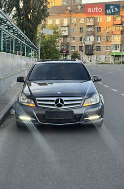 Седан Mercedes-Benz C-Class 2013 в 