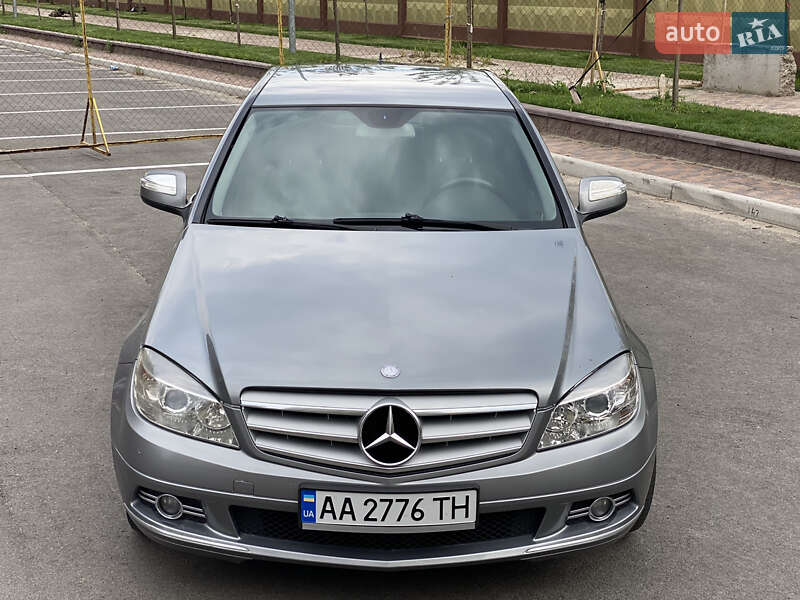 Седан Mercedes-Benz C-Class 2008 в Києві
