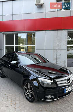 Седан Mercedes-Benz C-Class 2007 в Запорожье