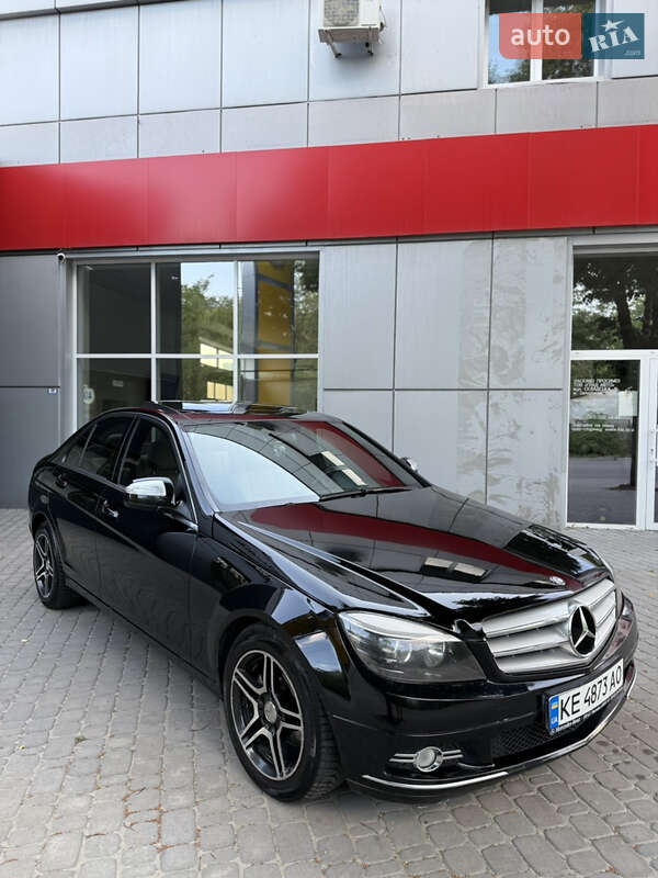 Mercedes-Benz C-Class 2007