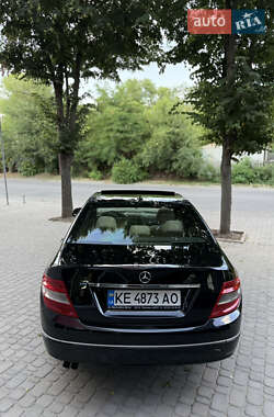 Седан Mercedes-Benz C-Class 2007 в 