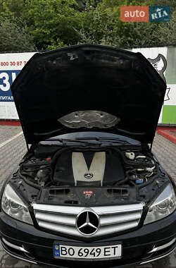 Седан Mercedes-Benz C-Class 2010 в 