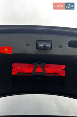 Седан Mercedes-Benz C-Class 2010 в 