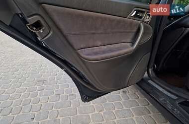 Седан Mercedes-Benz C-Class 2003 в 