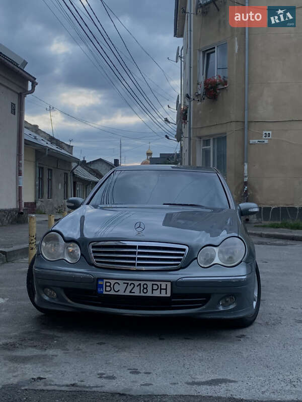 Mercedes-Benz C-Class 2006