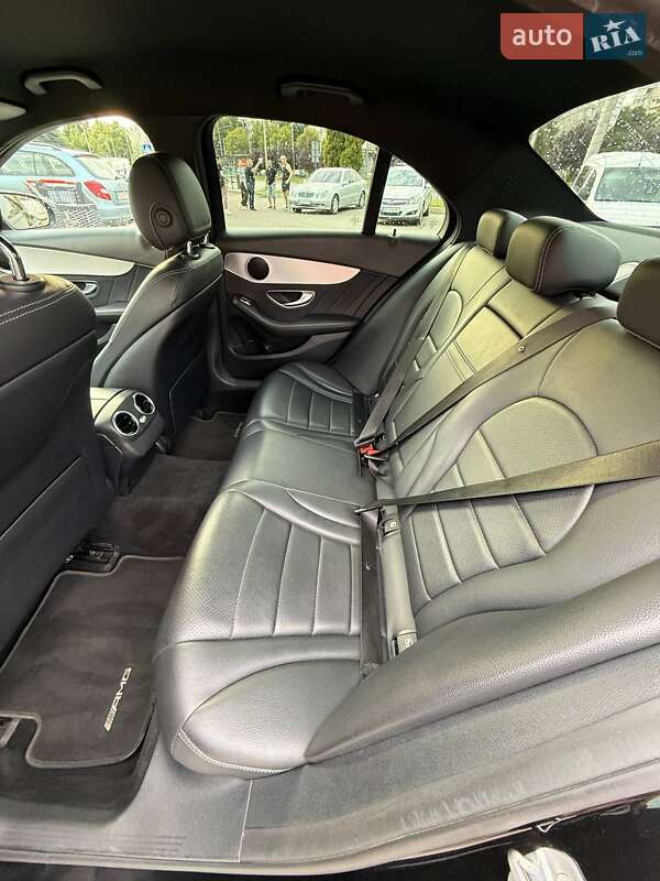 Седан Mercedes-Benz C-Class 2019 в Львові