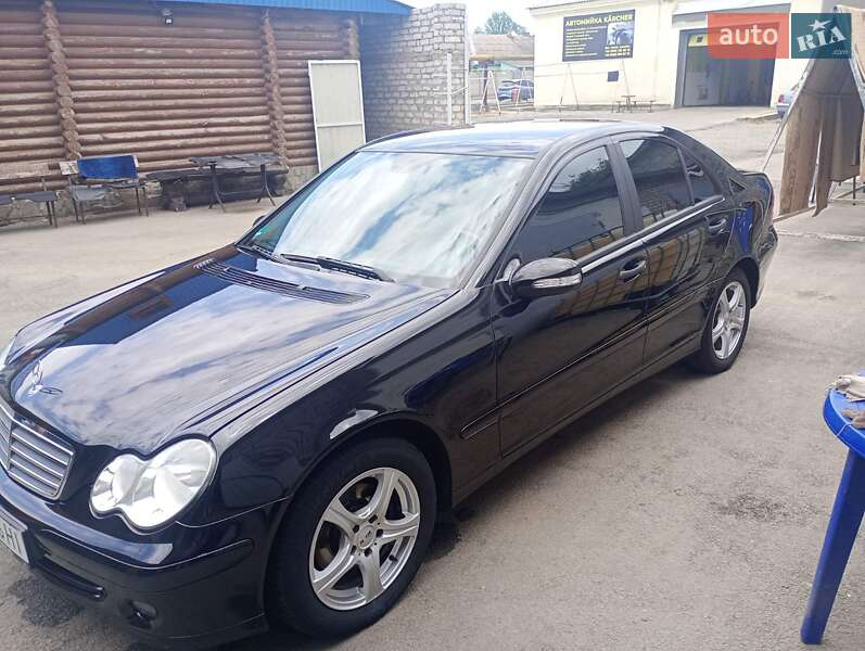 Седан Mercedes-Benz C-Class 2006 в 