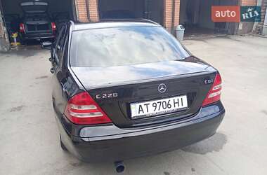 Седан Mercedes-Benz C-Class 2006 в 