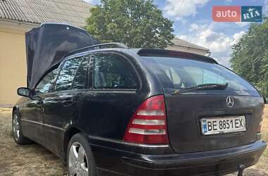 Универсал Mercedes-Benz C-Class 2004 в 