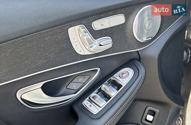 Седан Mercedes-Benz C-Class 2020 в 