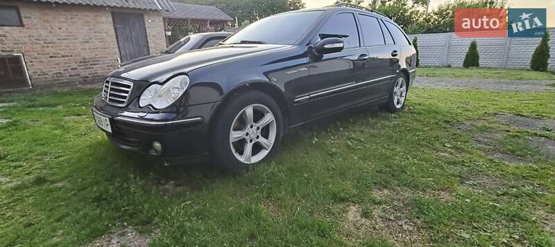 Mercedes-Benz C-Class 2006