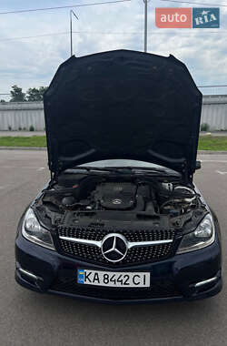 Седан Mercedes-Benz C-Class 2011 в 