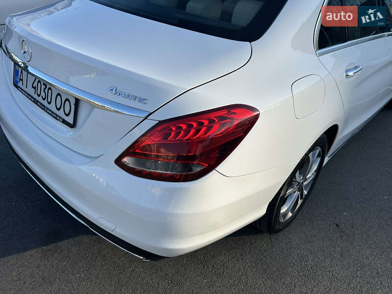 Седан Mercedes-Benz C-Class 2017 в Киеве