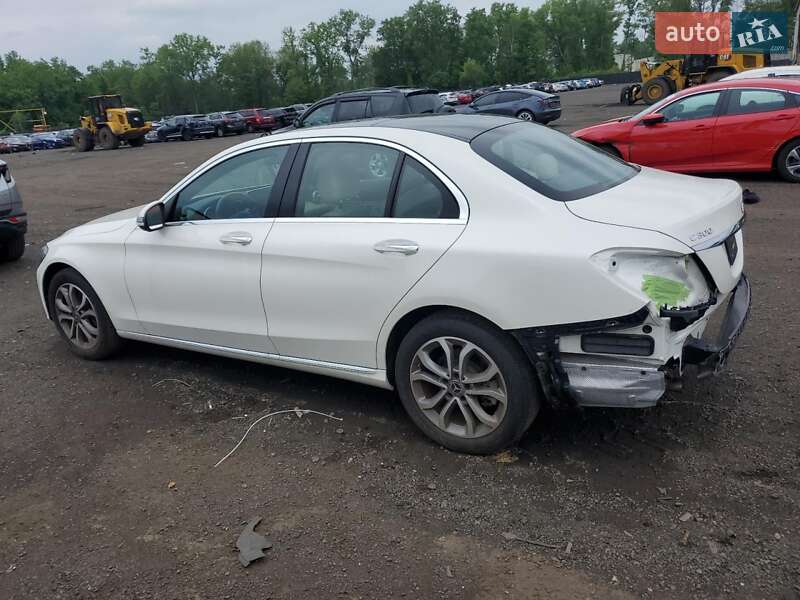 Седан Mercedes-Benz C-Class 2017 в Львове